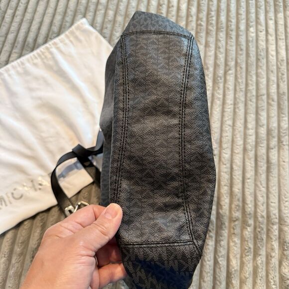 Michael Kors Fulton Signature Logo Shoulder Bag, LG Dark Gray With Storage Bag - Picture 7 of 16